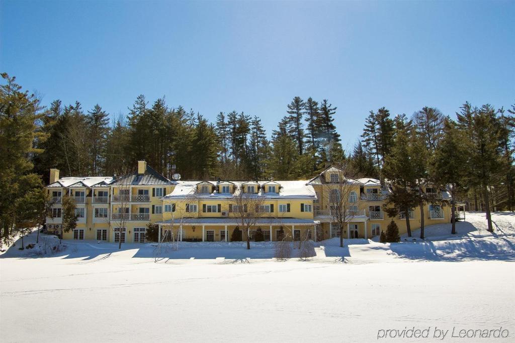Ripplecove Lakefront Hotel