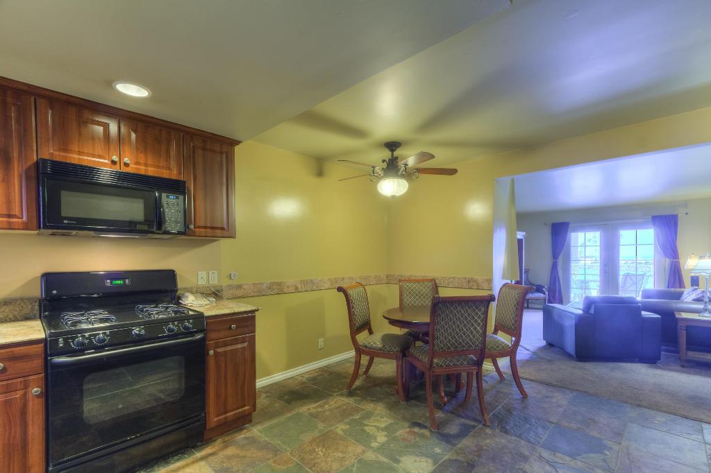 Oceanside Marina Suites