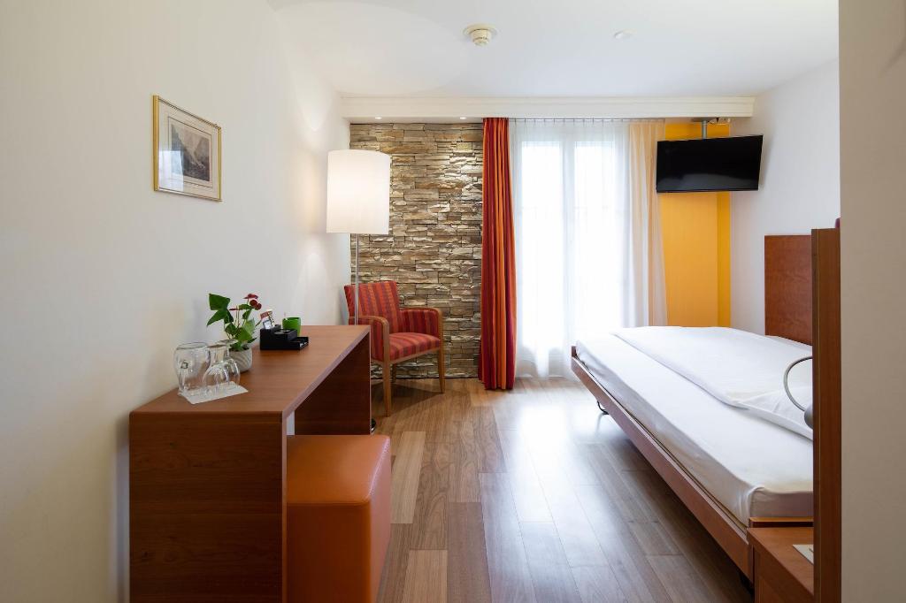 Parkhotel Schoenegg