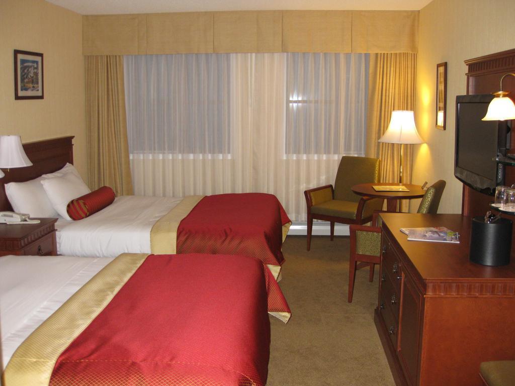 hotel-thumb