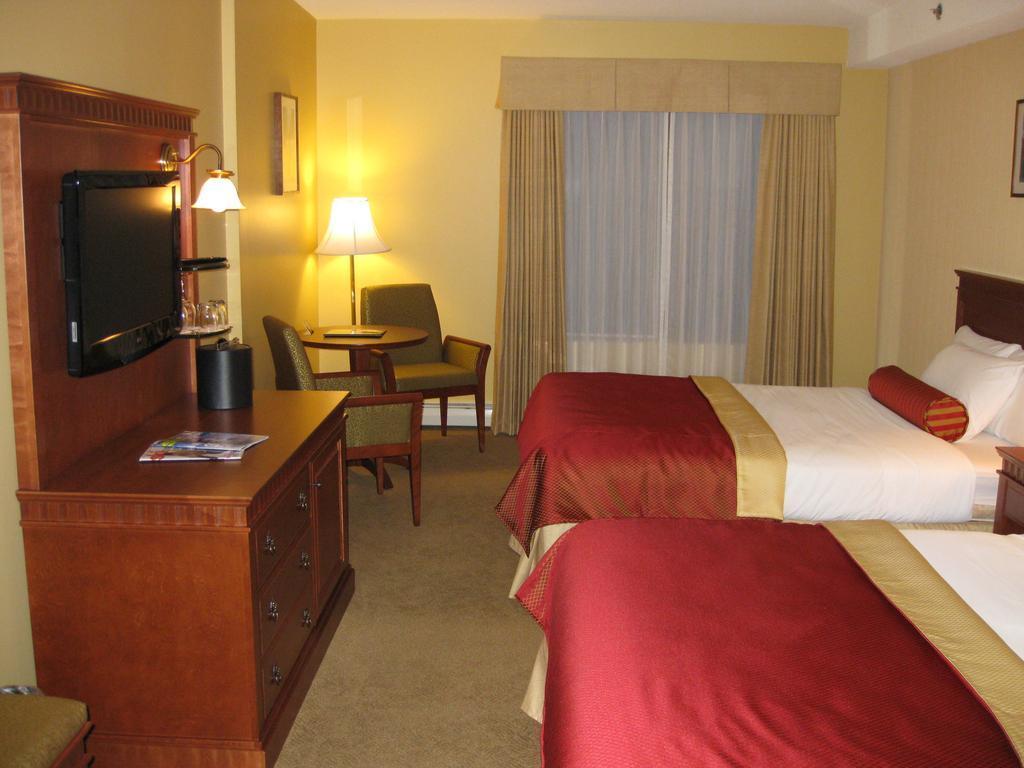 hotel-thumb