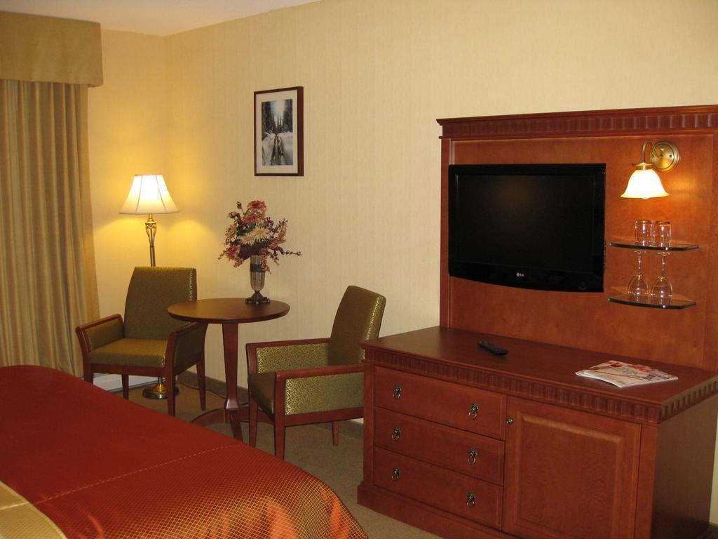 hotel-thumb