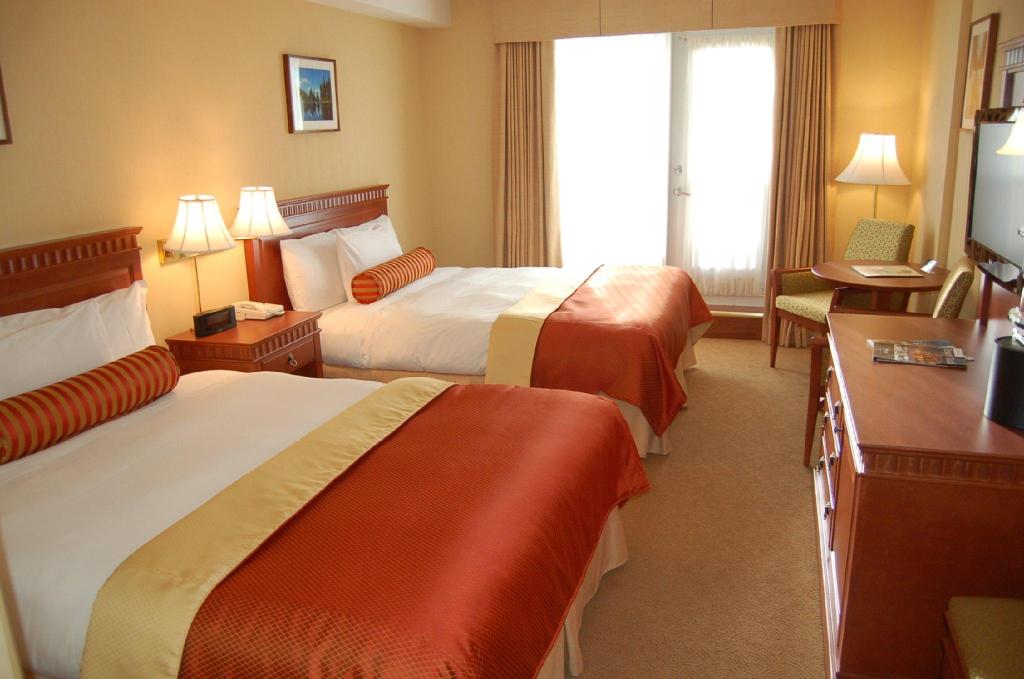 hotel-thumb