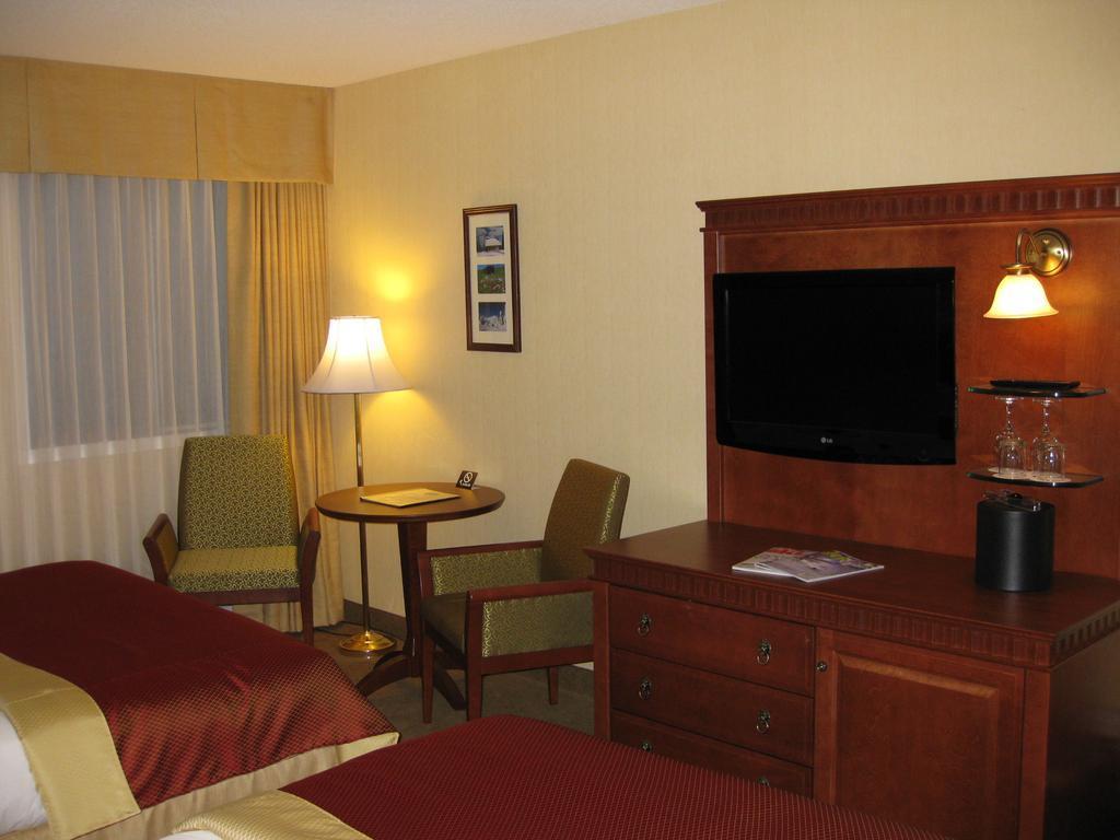 hotel-thumb