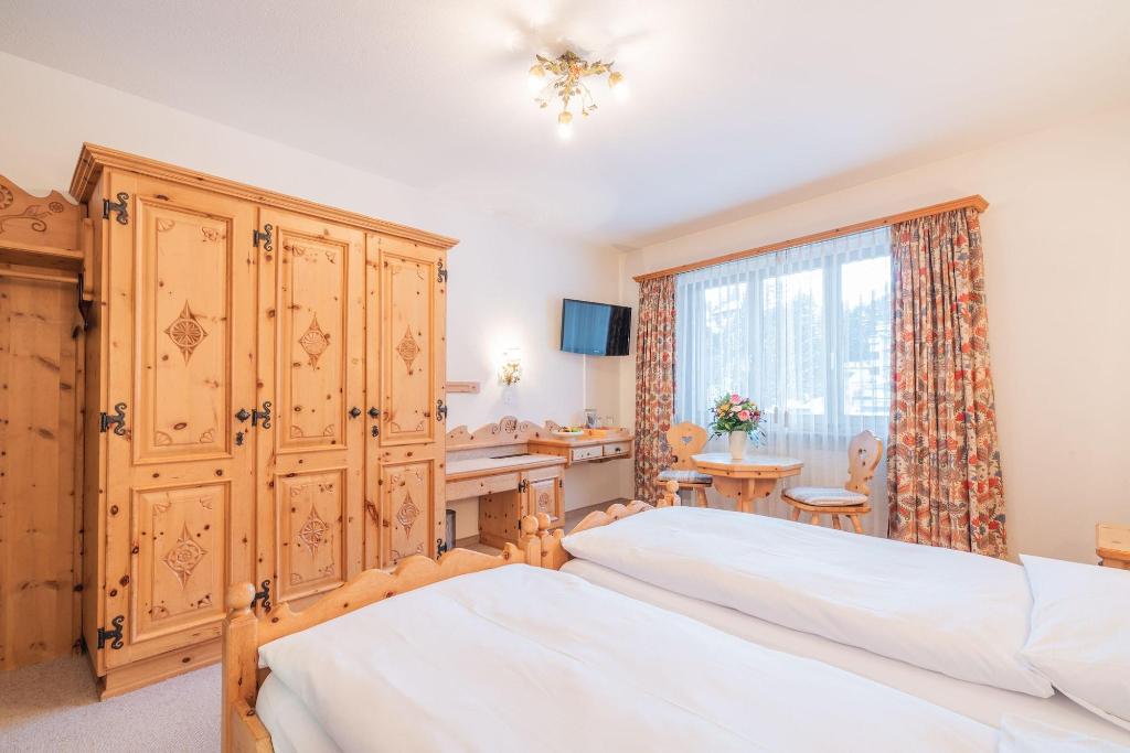 Corvatsch Restaurant & Hotel St. Moritz