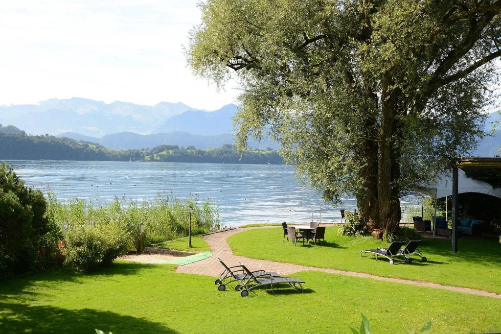Schloss-Hotel Swiss-Chalet