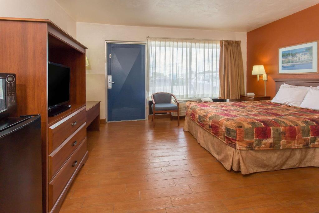 Knights Inn Arcadia