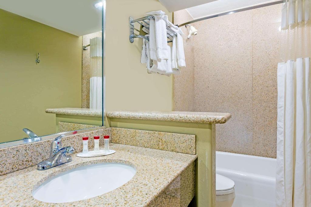 Ramada By Wyndham Lake Placid