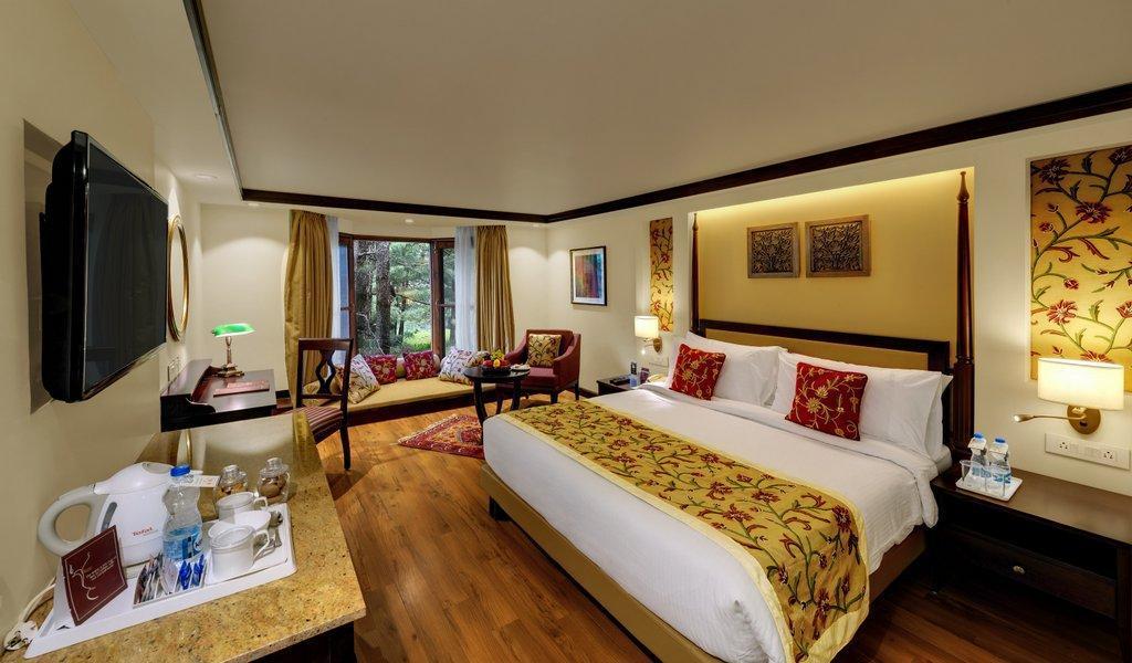 Welcomhotel Pine N Peak Pahalgam