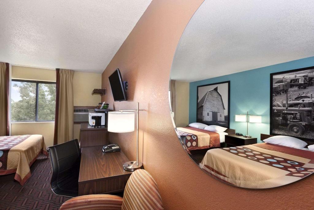 Super 8 By Wyndham Salem