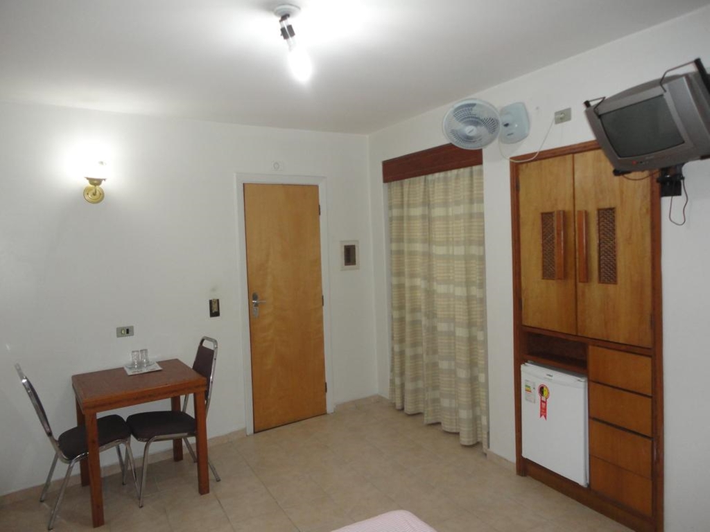 hotel-thumb