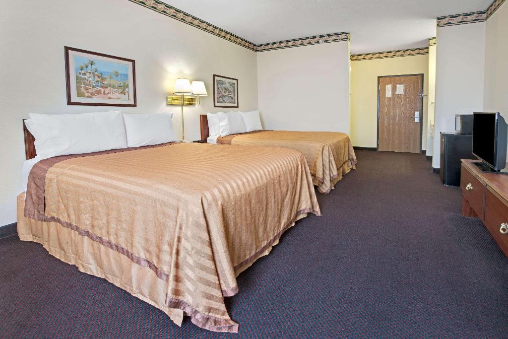 Travelodge By Wyndham St. Louis