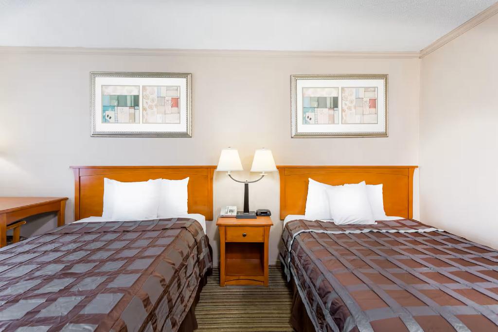 Days Inn by Wyndham Manning
