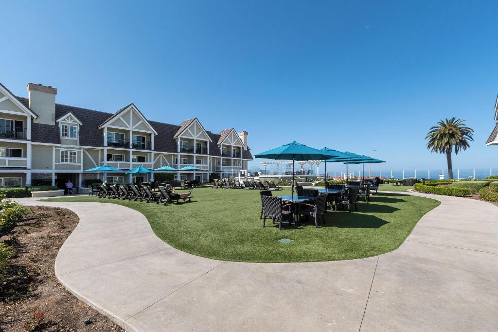 Carlsbad Inn Beach Resort