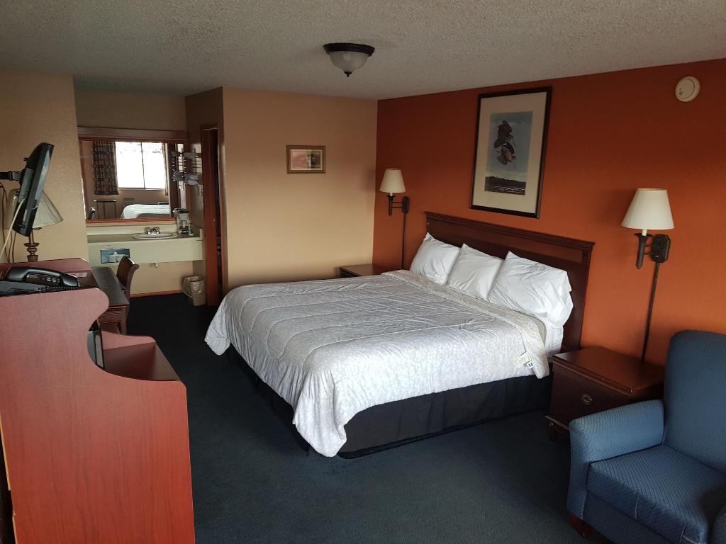 Budget Host Inn