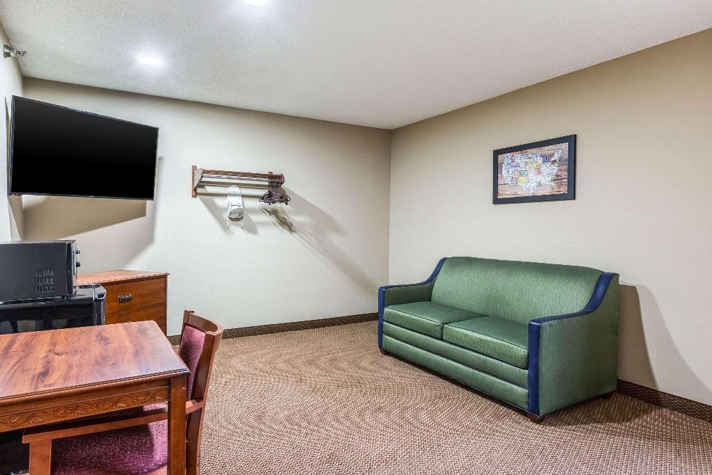Econo Lodge Westside