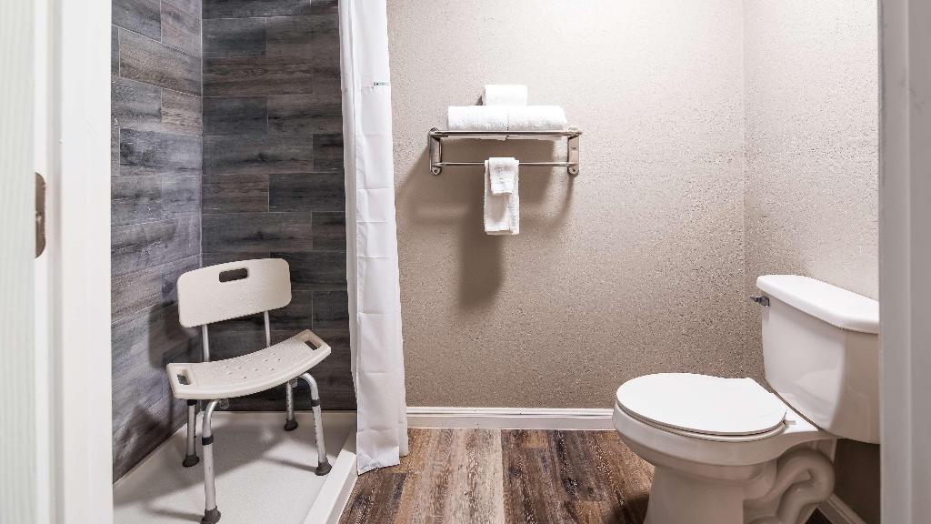 Travelodge by Wyndham San Antonio Downtown NE
