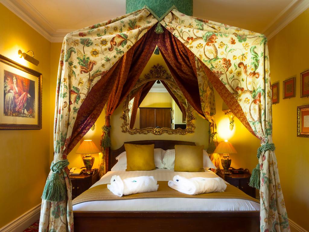 The Riverside, WorldHotels Distinctive