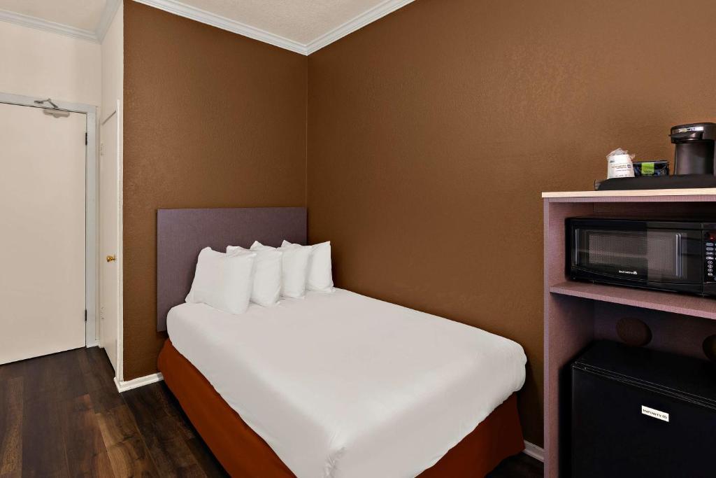 Mithila San Francisco, SureStay Collection by Best