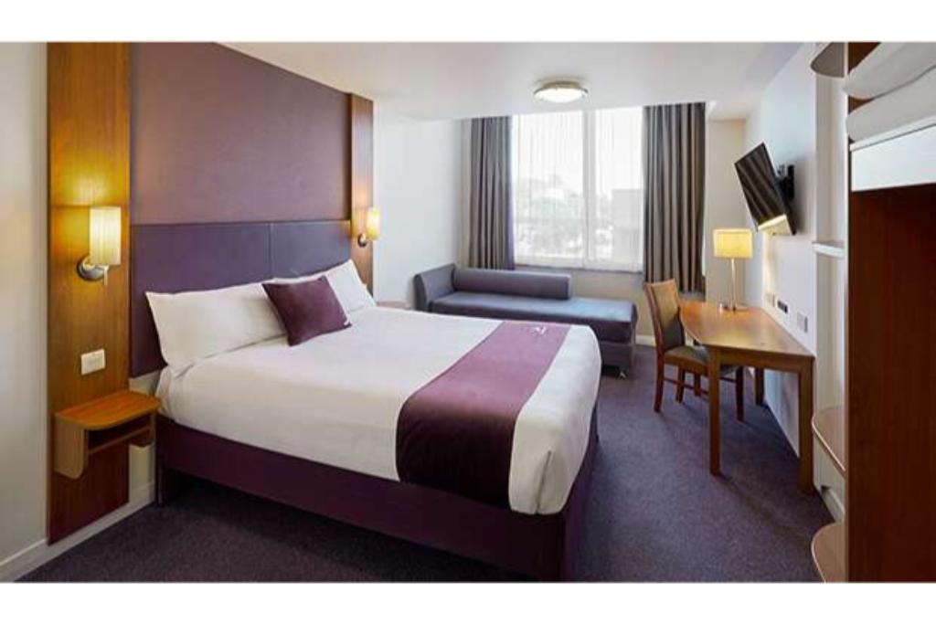 Premier Inn Stratford-Upon-Avon Central
