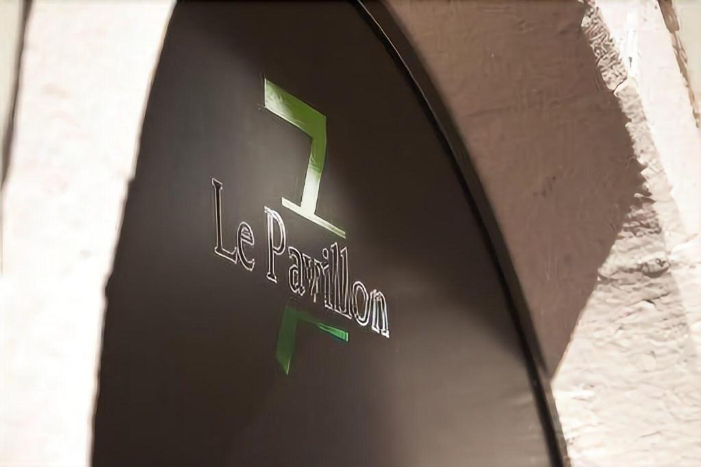 Le Pavillon 7
