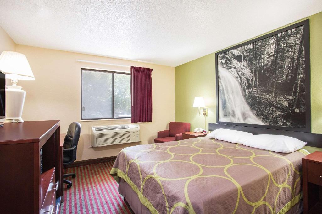 Super 8 By Wyndham Harrisonburg