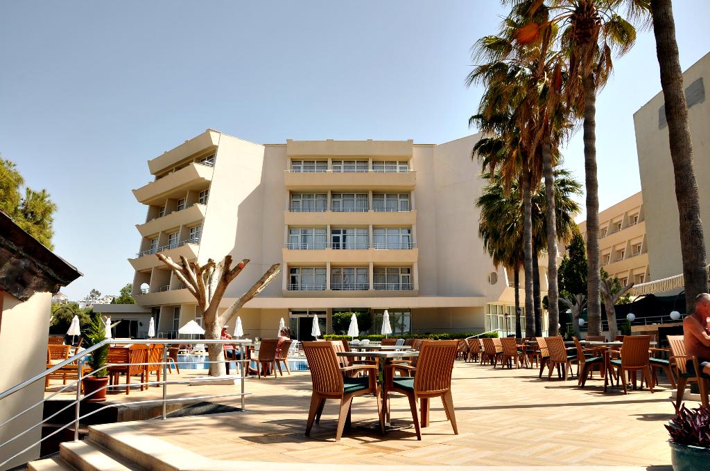 Nerton Hotel 4*