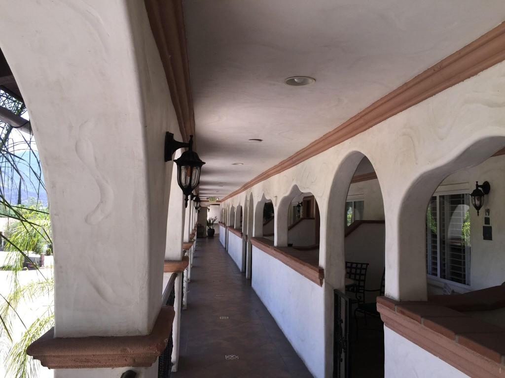 Chantico Inn & Suites