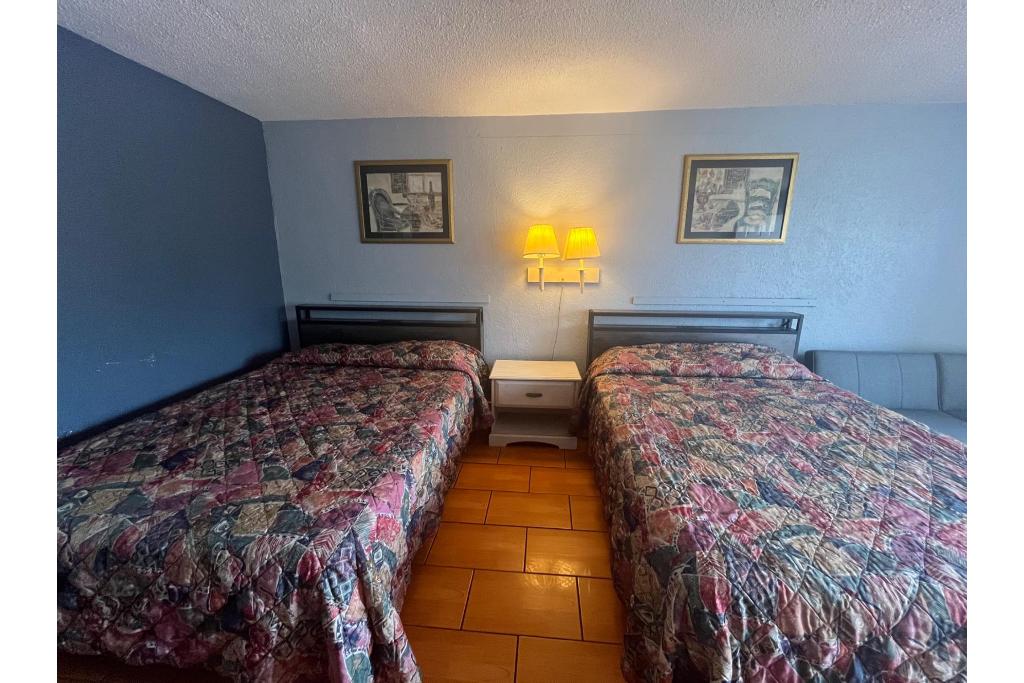 La Posada Inn By OYO Brownsville