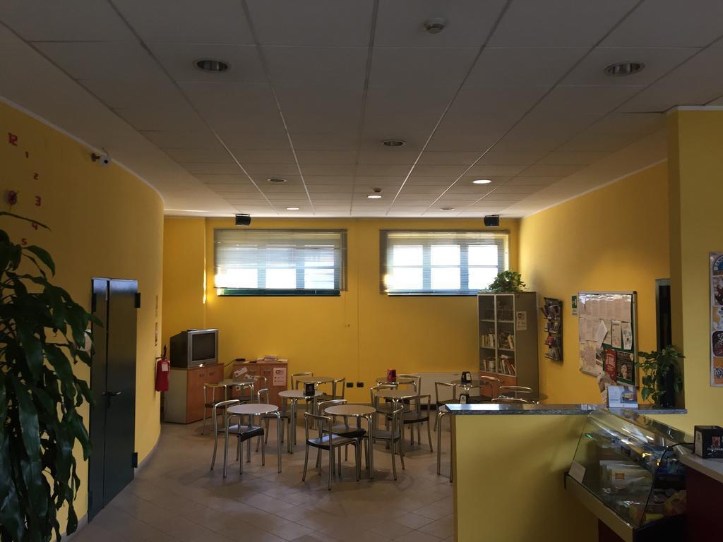 Open011