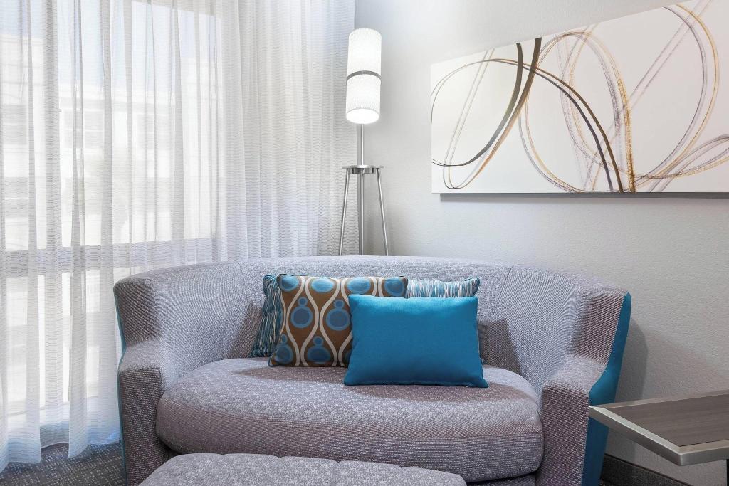 Courtyard by Marriott Tampa Downtown