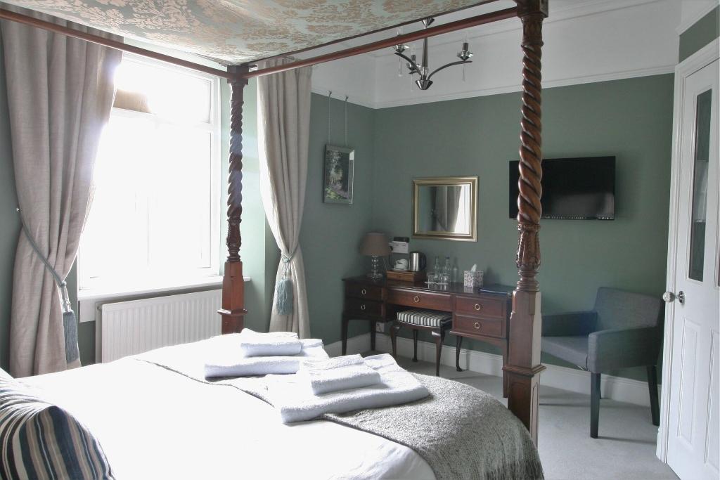 Ferndale - Lodge