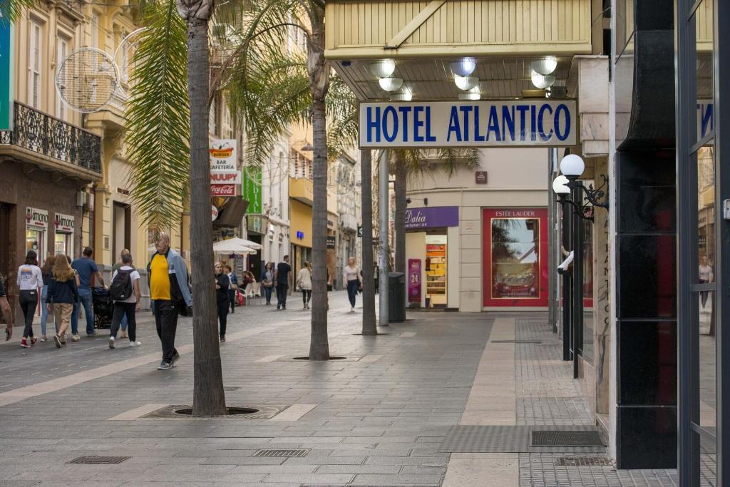 Hotel Atlantico Centro, Spanien, Santa Cruz de Tenerife. Großes 24