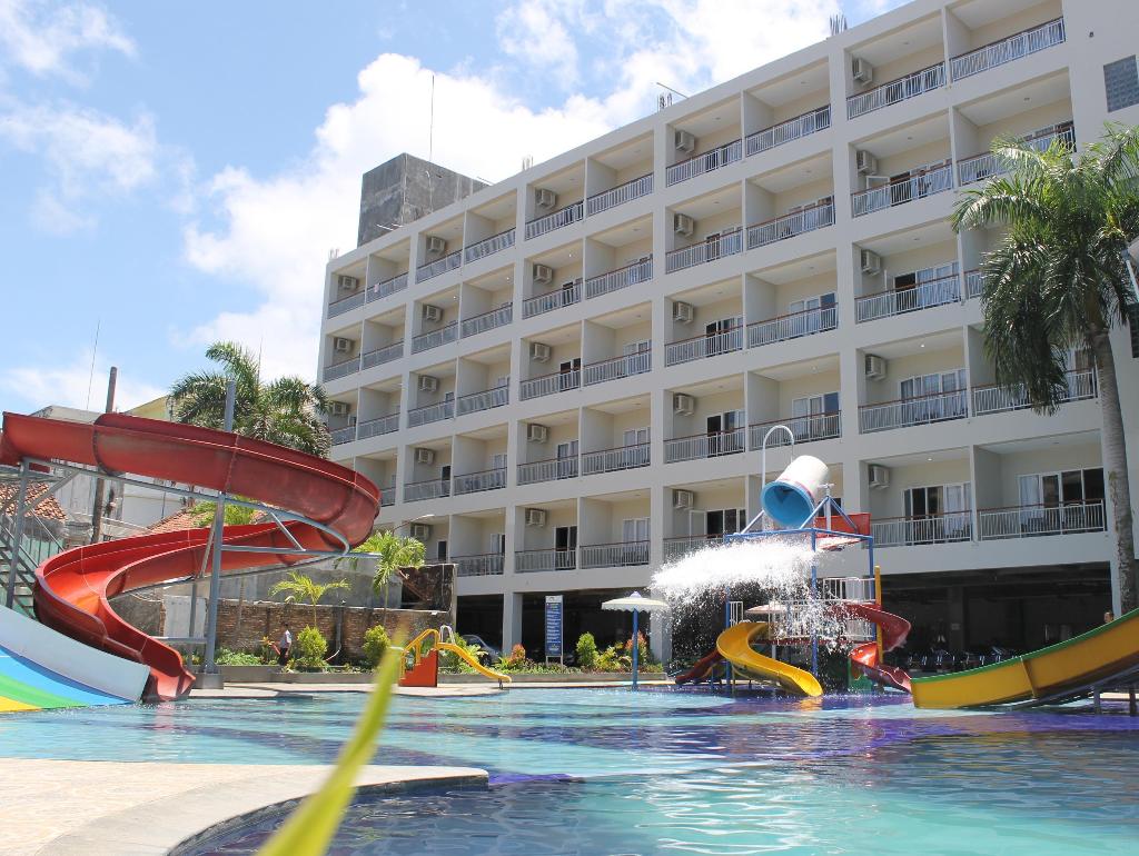 Aquarium Hotel
