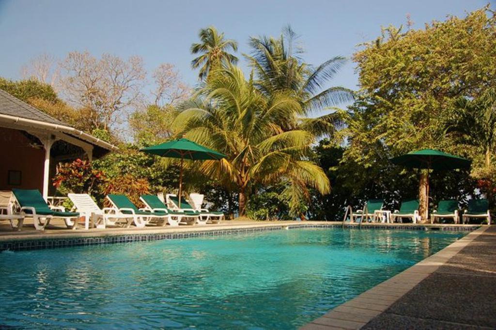 Plantation Beach Villas