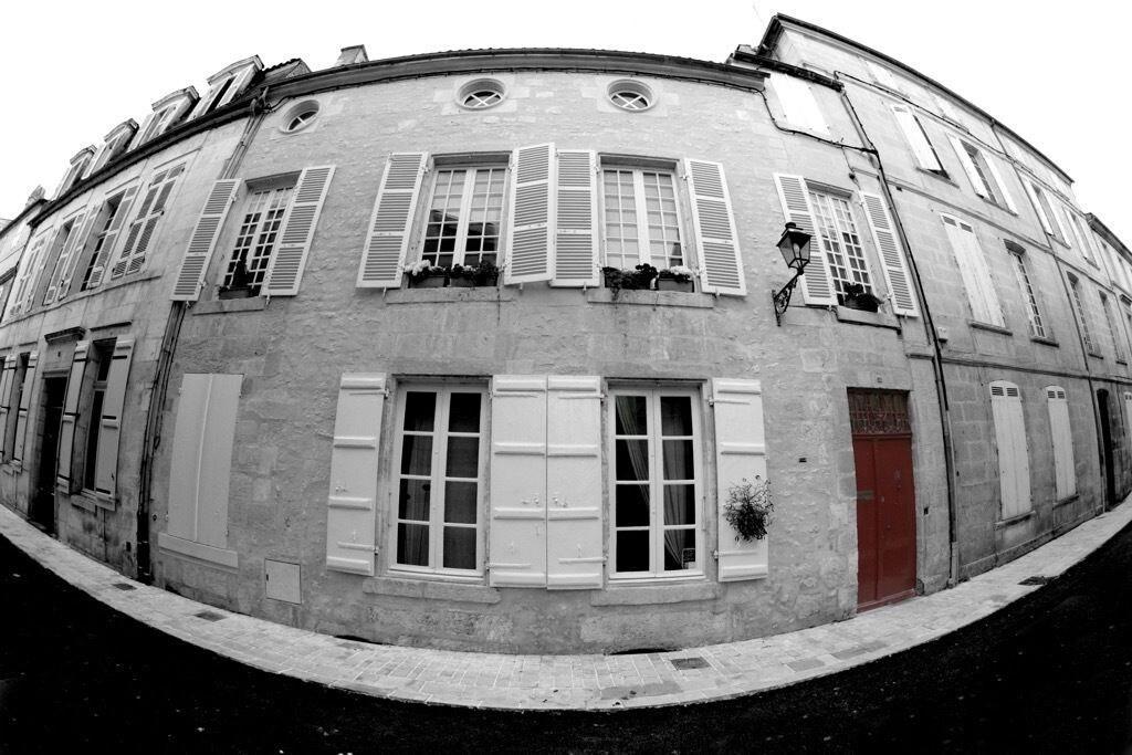 La Porte Rouge Chambres Dhotes