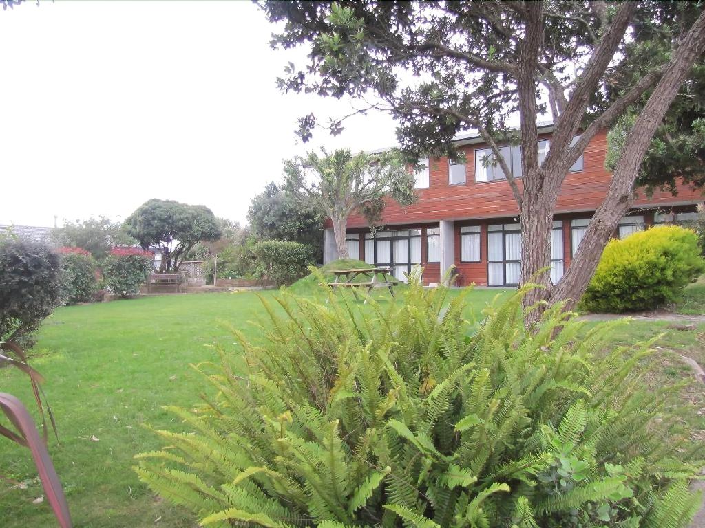 Aotea Lodge