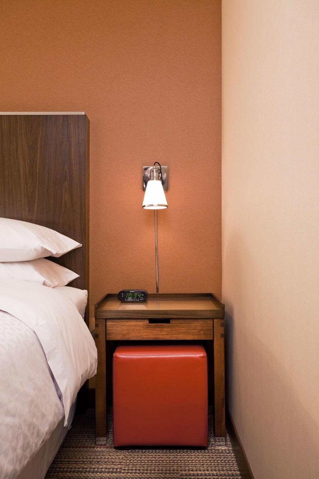 Grand Park Hotel Vancouver Airport, Ascend Hotel C