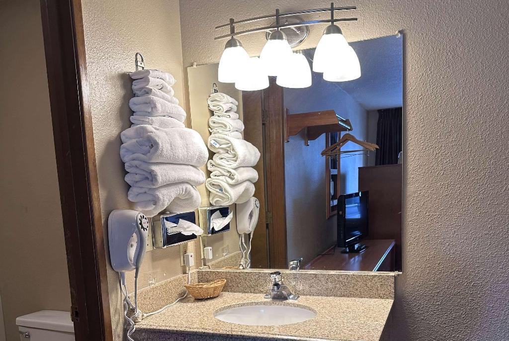 Super 8 By Wyndham Vancouver East