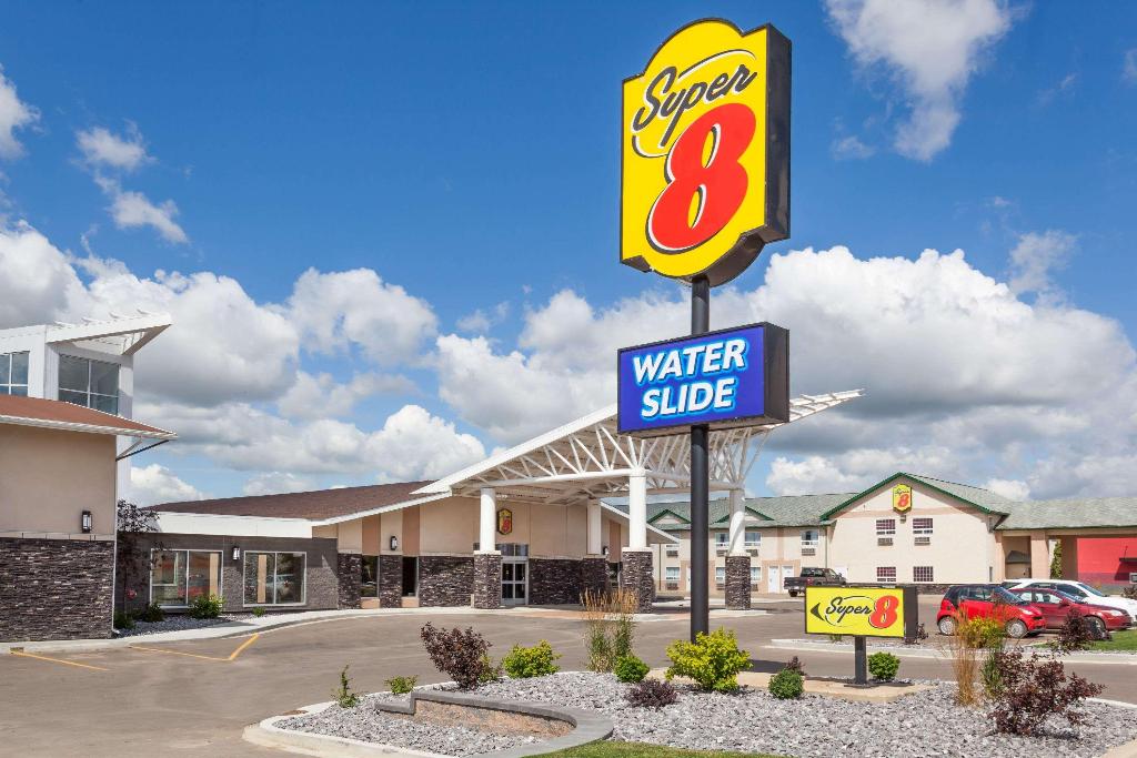 Super 8 by Wyndham Wetaskiwin en Leduc - Edmonton International Airport