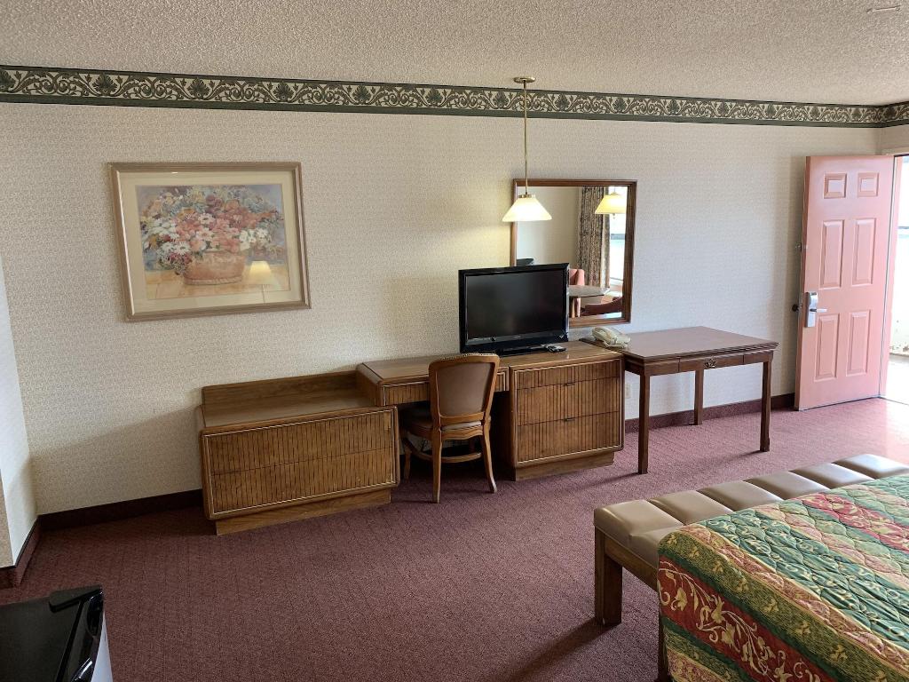 Econo Lodge Inn & Suites Winnemucca