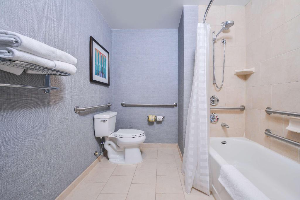 Hyatt Place Chesapeake/Greenbrier