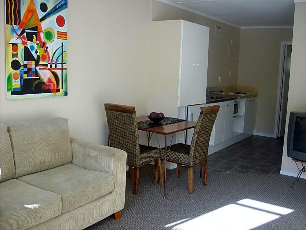 Aarangi Tui Motel