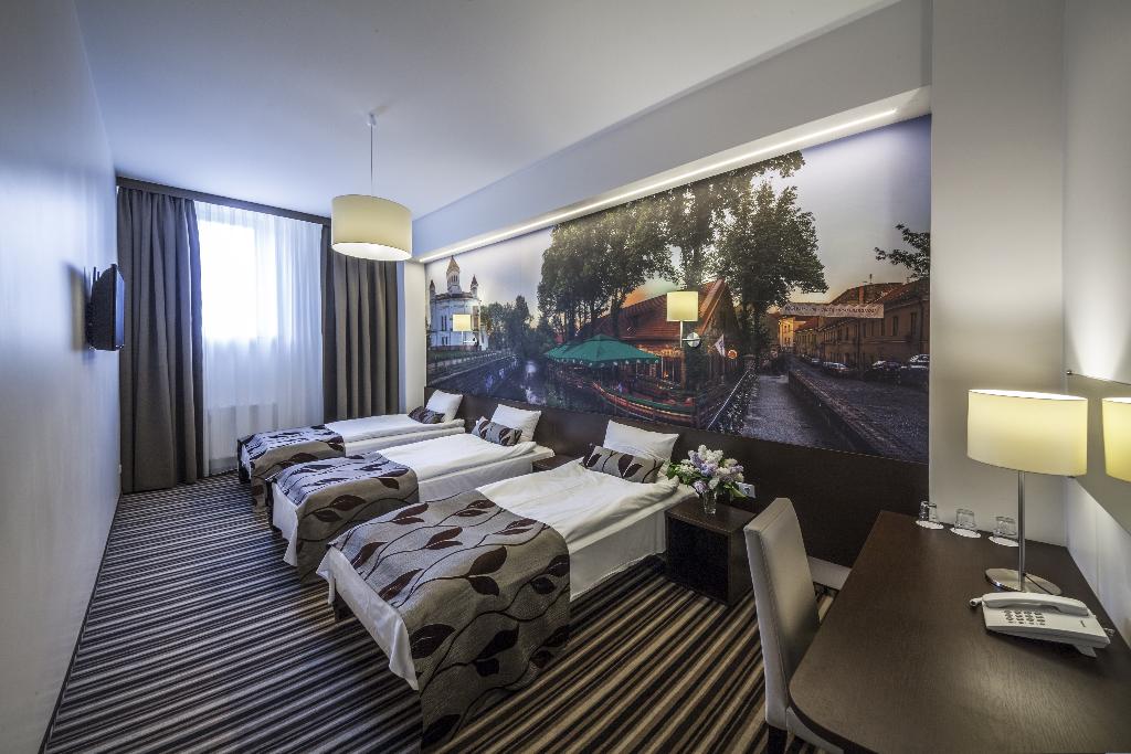 hotel-thumb