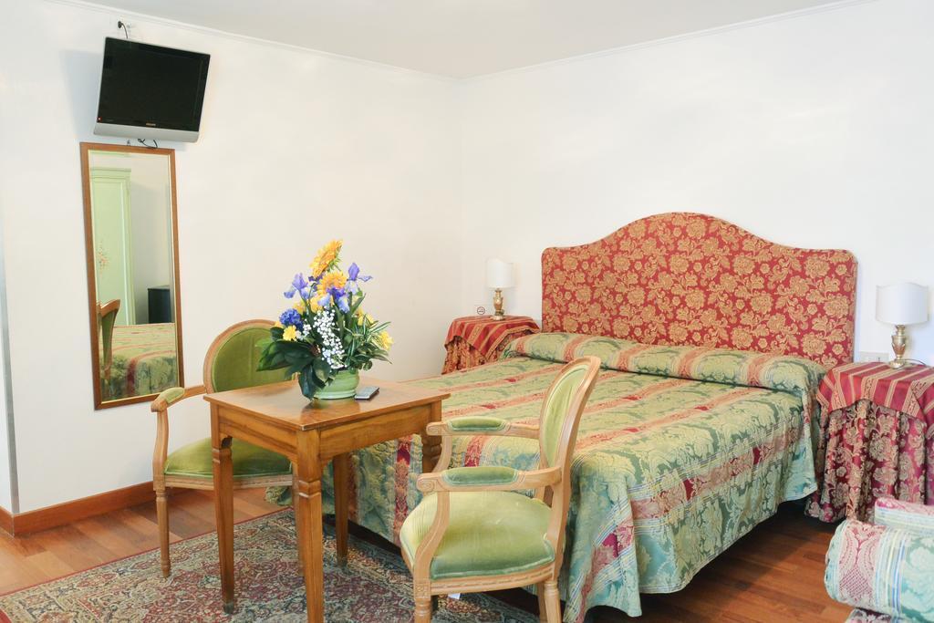Hotel San Zulian, Italien, Venedig. Großes 30