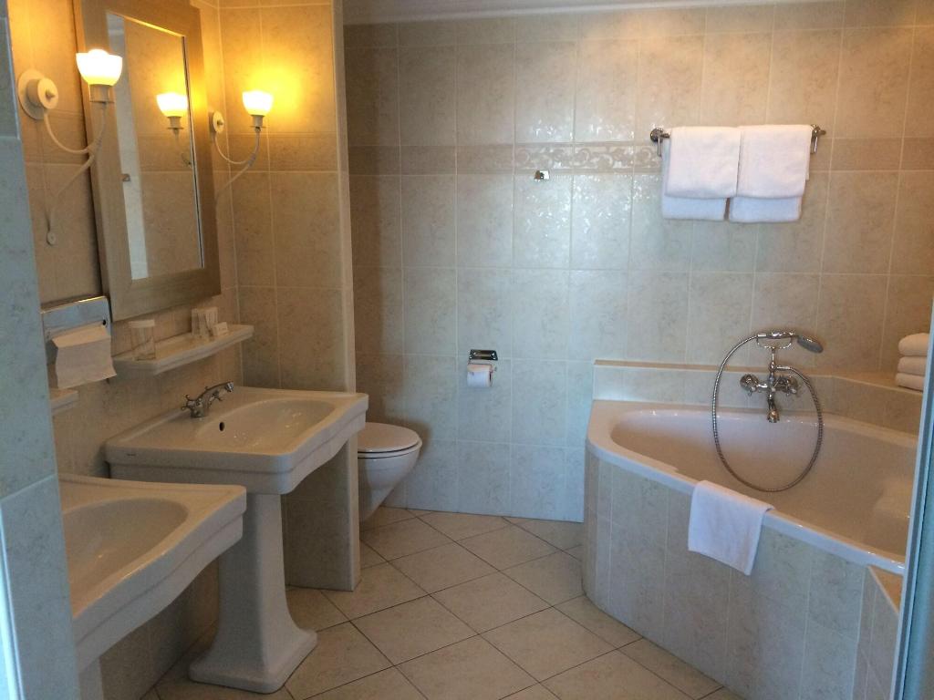 hotel-thumb