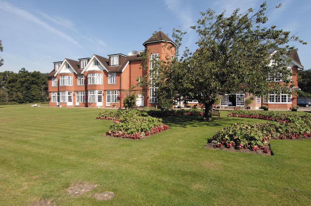 Grovefield House photo 10