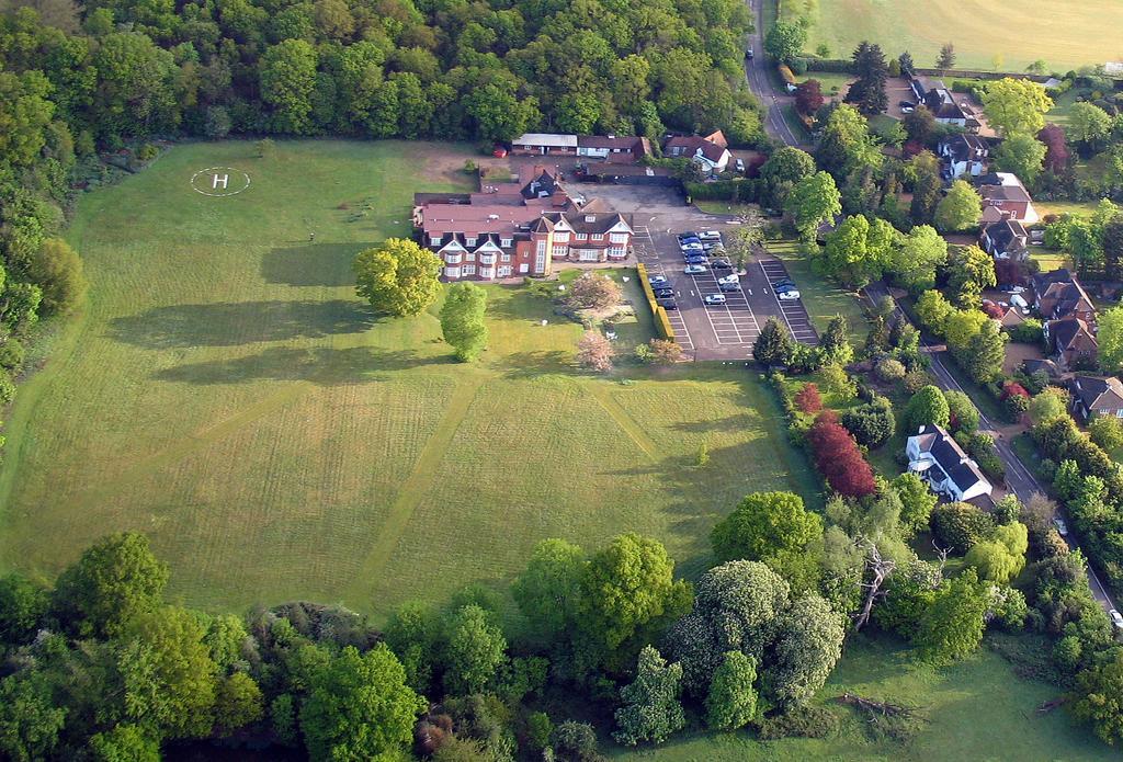 Grovefield House photo 13