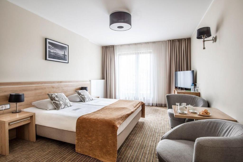 Mercure Wiazowna Brant