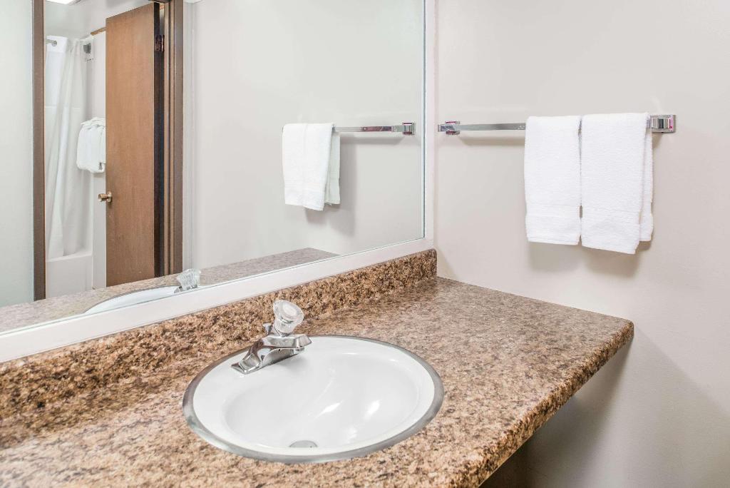 Travelodge By Wyndham Kalispell